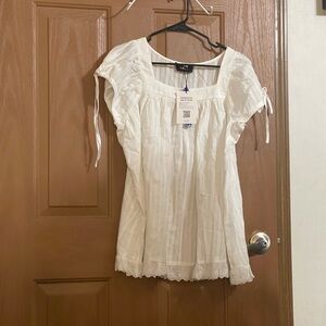Cider White Ruffled Blouse